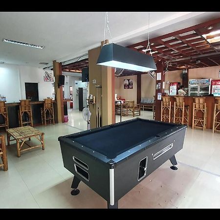 P & T Hostel Bangrak Plajı Dış mekan fotoğraf