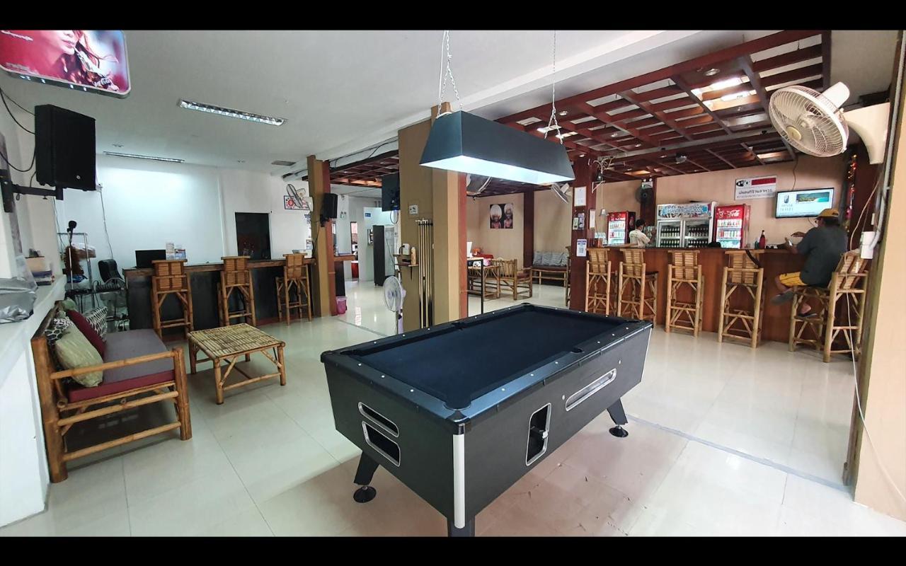 P & T Hostel Bangrak Plajı Dış mekan fotoğraf