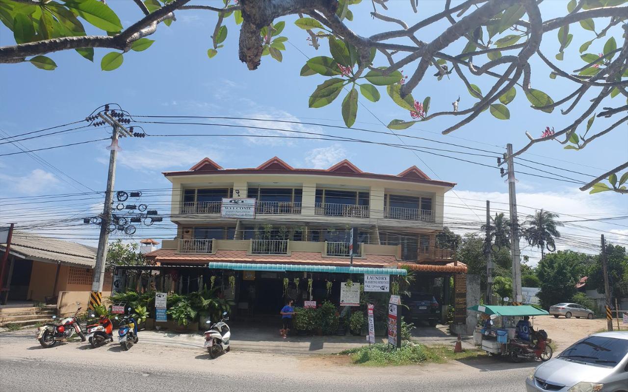 P & T Hostel Bangrak Plajı Dış mekan fotoğraf