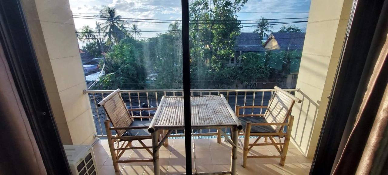 P & T Hostel Bangrak Plajı Dış mekan fotoğraf