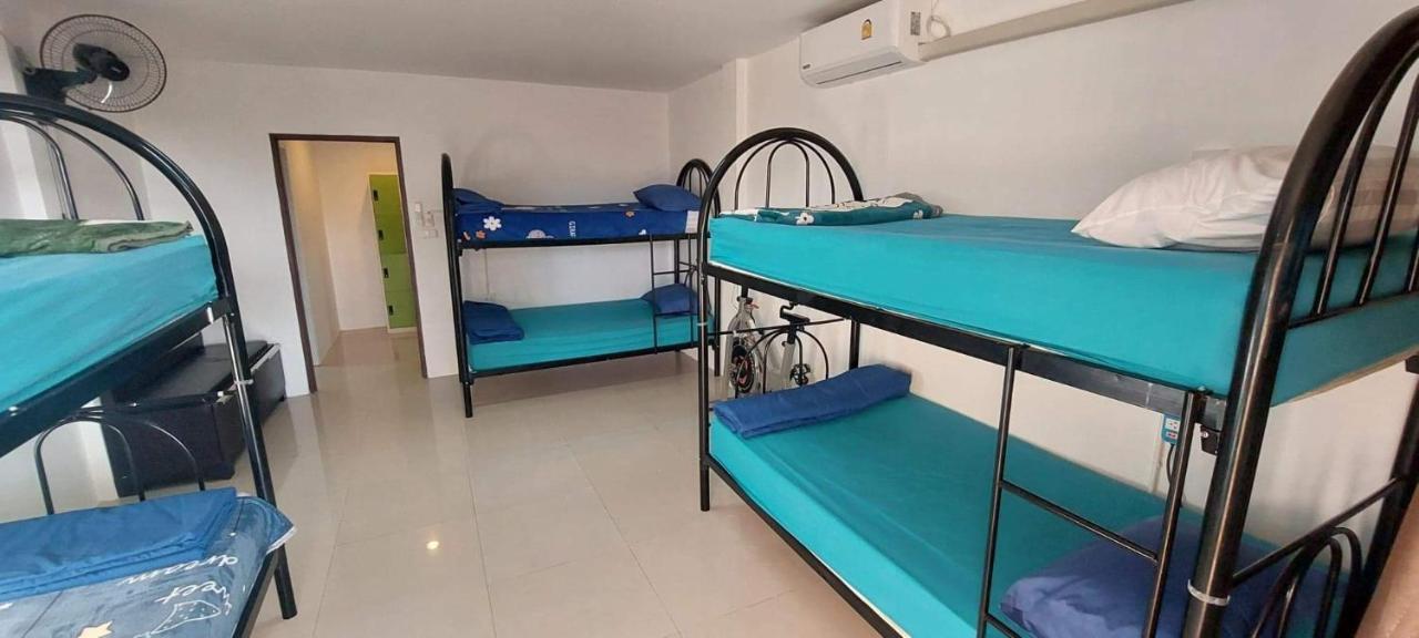 P & T Hostel Bangrak Plajı Dış mekan fotoğraf