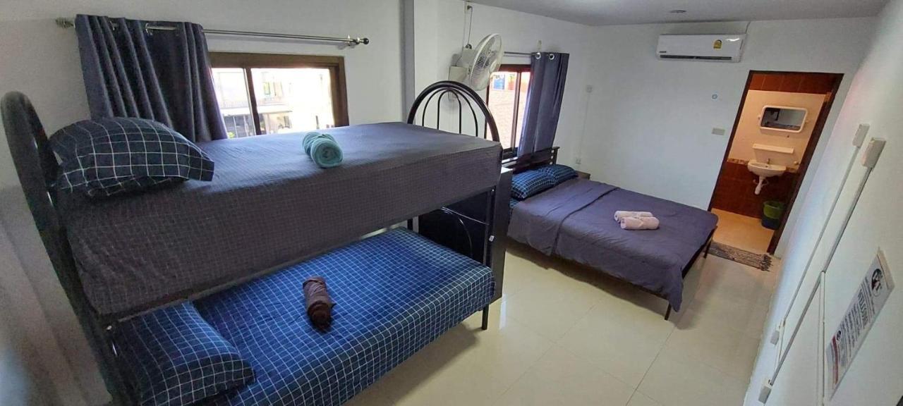 P & T Hostel Bangrak Plajı Dış mekan fotoğraf