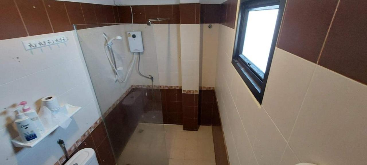 P & T Hostel Bangrak Plajı Dış mekan fotoğraf