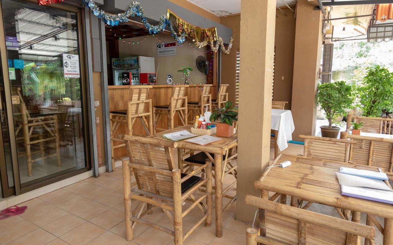 P & T Hostel Bangrak Plajı Dış mekan fotoğraf
